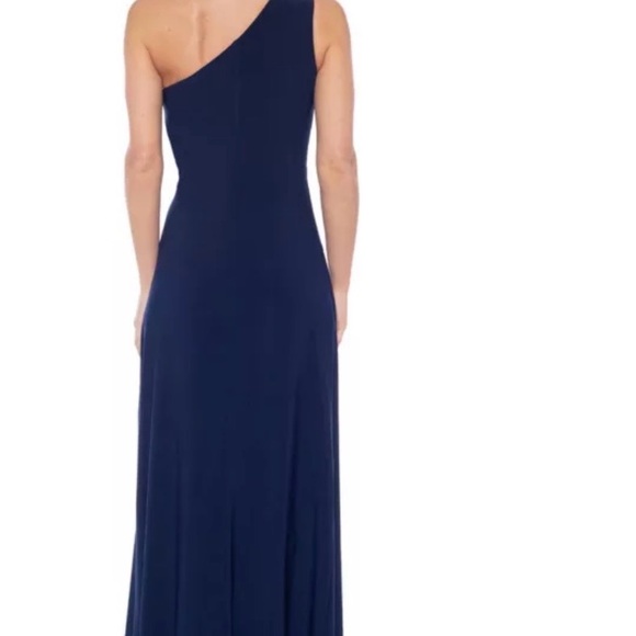 💙 MARINA NEW Side twist Navy Blue One-Shoulder gown - Picture 2 of 5